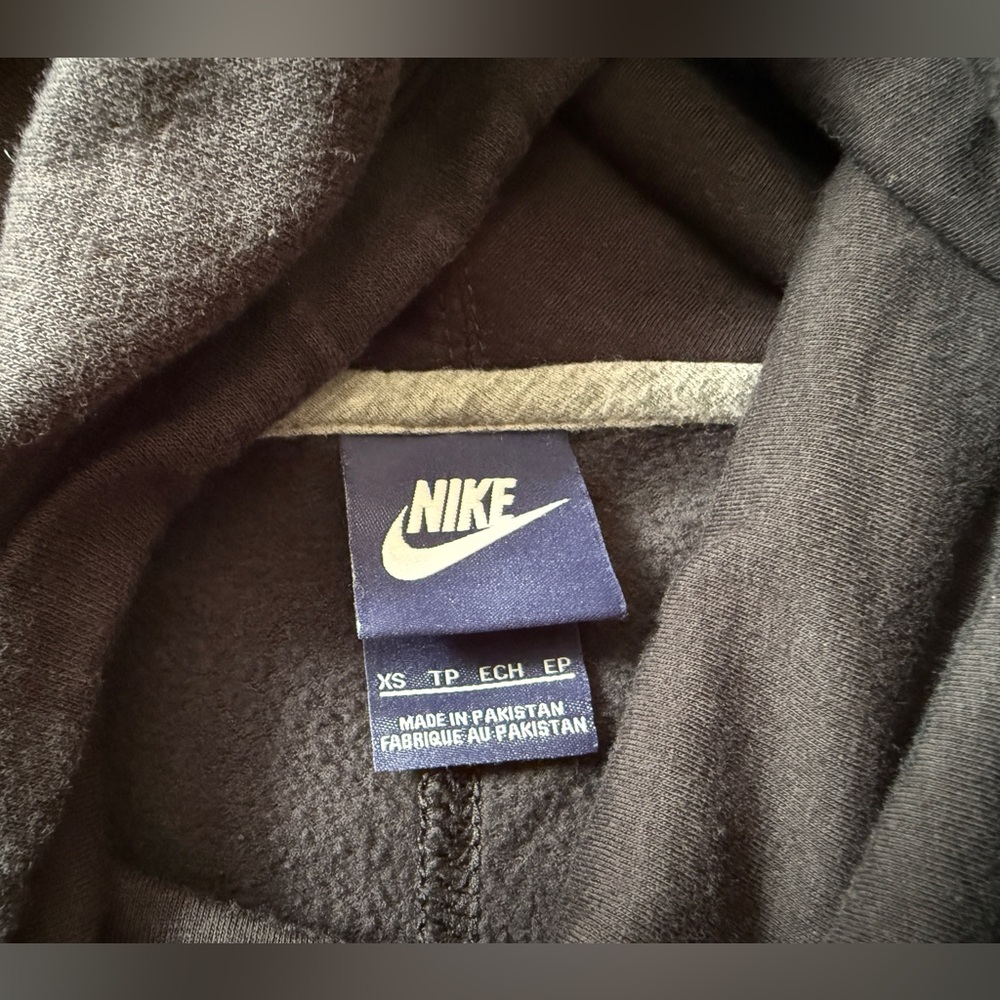 Nike SS Black Pullover Fleece Funnel Hoodie - Picture 6 of 7